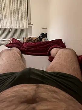 Snapshot of Loco42- chatting on January 24, 2025, 1:35 am Loco42- online show from January 24, 2025, 1:35 am