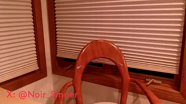 sinnernoir online show from November 9, 2025, 10:57 am