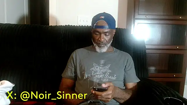 Snapshot of sinnernoir chatting on July 5, 2026, 4:52 am sinnernoir online show from July 5, 2026, 4:52 am