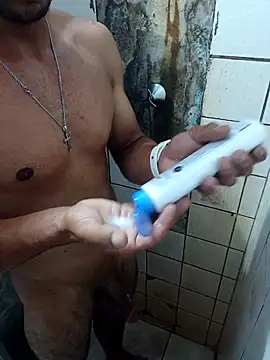 Lucastranzao online show from March 7, 2026, 12:07 am