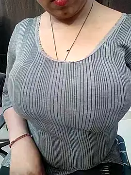 Cute-Anamika50 online show from February 14, 2025, 11:53 am