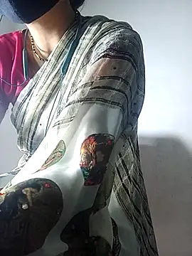 Snapshot of Cute-Aadhvita chatting on March 5, 2025, 10:44 am Cute-Aadhvita online show from March 5, 2025, 10:44 am
