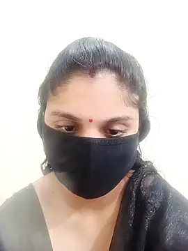 Snapshot of Cute-Aadhvita chatting on October 9, 2025, 12:41 am Cute-Aadhvita online show from October 9, 2025, 12:41 am