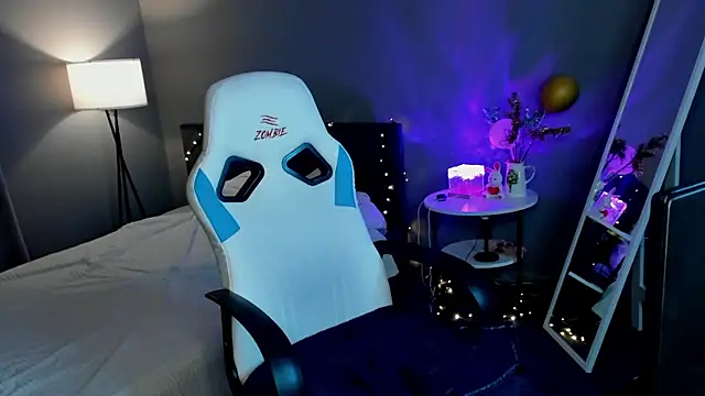 Lexy-Woorhez online show from February 6, 2025, 6:35 pm