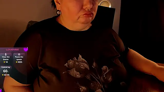 Snapshot of SexxyDreams1 chatting on March 4, 2025, 5:21 am SexxyDreams1 online show from March 4, 2025, 5:21 am