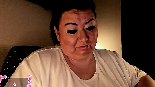 Snapshot of SexxyDreams1 chatting on September 24, 2025, 6:06 am SexxyDreams1 online show from September 24, 2025, 6:06 am