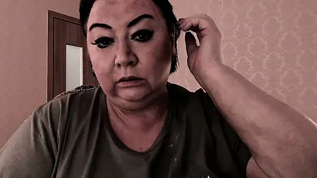 SexxyDreams1 online show from December 21, 2025, 7:15 am