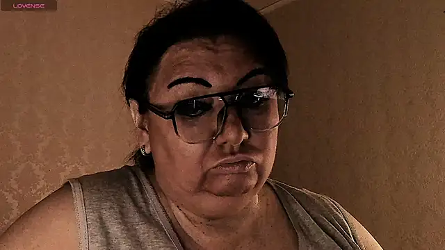 SexxyDreams1 online show from March 13, 2026, 1:45 am