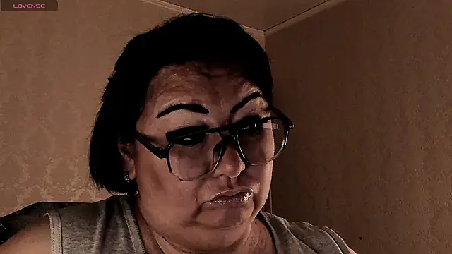 SexxyDreams1 online show from March 18, 2026, 12:36 am