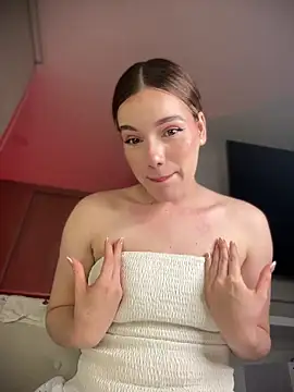 NicoleCut online show from July 25, 2026, 11:46 pm