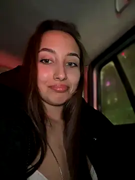 VelvetVixenI online show from December 18, 2025, 6:25 pm