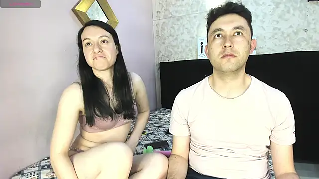 Snapshot of JeremmyAndStacy chatting on September 30, 2025, 9:42 pm JeremmyAndStacy online show from September 30, 2025, 9:42 pm