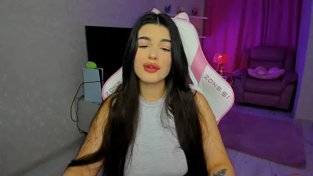 AlluringAriel online show from April 9, 2026, 11:26 am