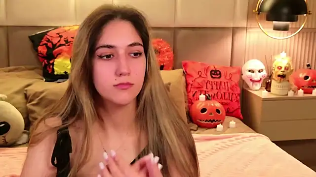 Teresa Stane online show from October 24, 2025, 5:48 am