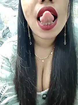 Haniya-143 online show from March 23, 2026, 1:09 am