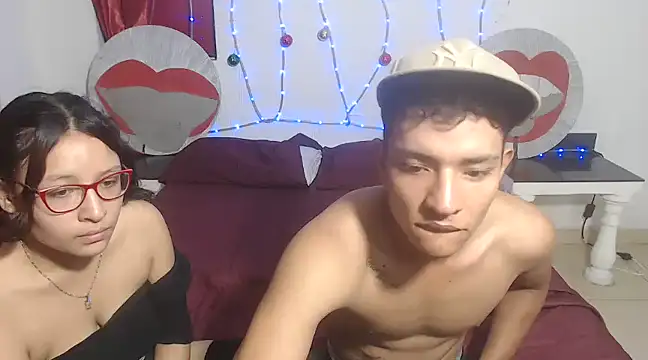 Snapshot of PartySexting chatting on December 16, 2024, 4:02 am PartySexting online show from December 16, 2024, 4:02 am