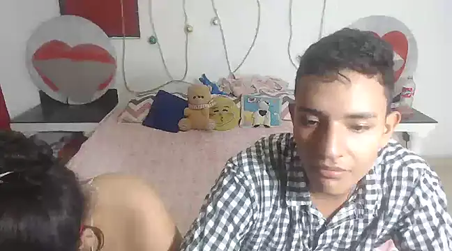 Snapshot of PartySexting chatting on January 15, 2025, 2:38 am PartySexting online show from January 15, 2025, 2:38 am