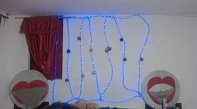 Snapshot of PartySexting chatting on January 26, 2025, 8:14 am PartySexting online show from January 26, 2025, 8:14 am