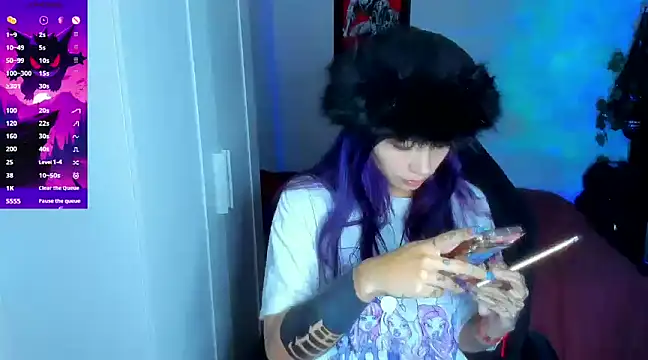 Snapshot of _sakae_ chatting on January 10, 2025, 12:27 am  sakae  online show from January 10, 2025, 12:27 am