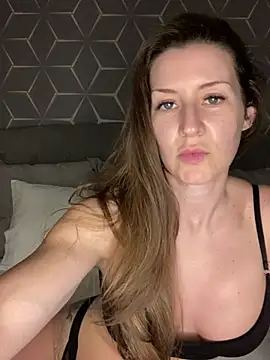 Snapshot of Charlotte-Urban chatting on March 19, 2025, 8:00 pm Charlotte-Urban online show from March 19, 2025, 8:00 pm