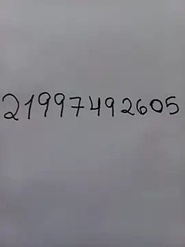 Snapshot of princesaa98 chatting on January 24, 2025, 5:21 pm princesaa98 online show from January 24, 2025, 5:21 pm