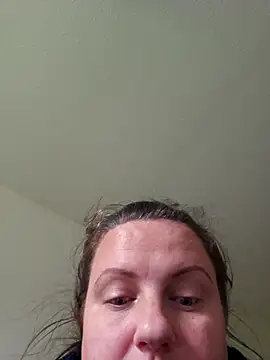 Snapshot of PeakabumPromo chatting on November 27, 2025, 3:58 pm PeakabumPromo online show from November 27, 2025, 3:58 pm