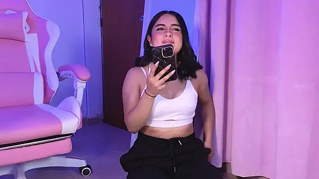 Emily-14 online show from March 14, 2025, 6:10 am