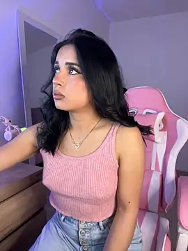 Emily-14 online show from September 29, 2025, 4:50 am