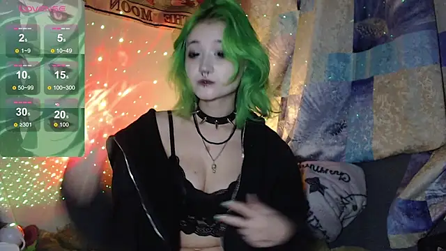Snapshot of Milten-Trish chatting on October 25, 2025, 3:14 am Milten-Trish online show from October 25, 2025, 3:14 am