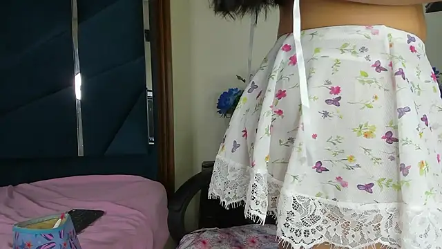 CarlaAlvez online show from February 23, 2026, 6:49 pm