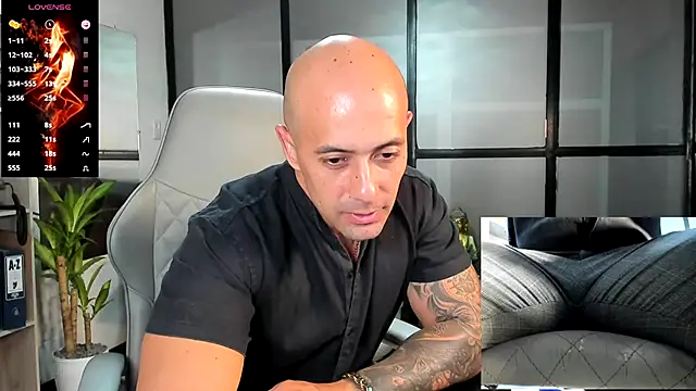 Snapshot of ryan_master_ chatting on December 16, 2024, 10:03 pm ryan master online show from December 16, 2024, 10:03 pm