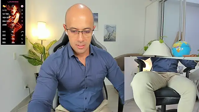 Snapshot of ryan_master_ chatting on December 17, 2024, 11:39 am ryan master online show from December 17, 2024, 11:39 am