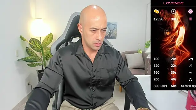 Snapshot of ryan_master_ chatting on December 21, 2024, 1:21 pm ryan master online show from December 21, 2024, 1:21 pm