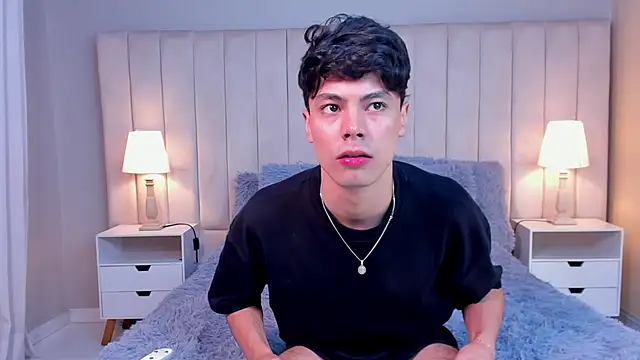 Snapshot of Dammon_Stallion chatting on February 2, 2025, 9:19 am Dammon Stallion online show from February 2, 2025, 9:19 am