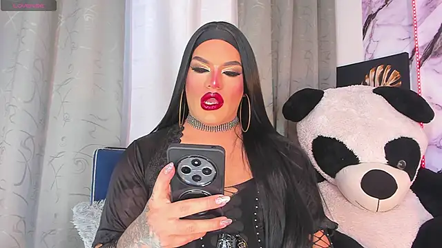 Snapshot of Missisabella_ chatting on June 14, 2026, 9:06 pm Missisabella online show from June 14, 2026, 9:06 pm