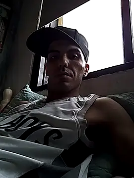 Snapshot of tunegrito007 chatting on September 17, 2025, 12:29 pm tunegrito007 online show from September 17, 2025, 12:29 pm