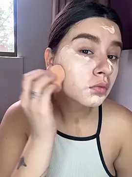 SaraBraun  online show from November 14, 2025, 5:00 pm