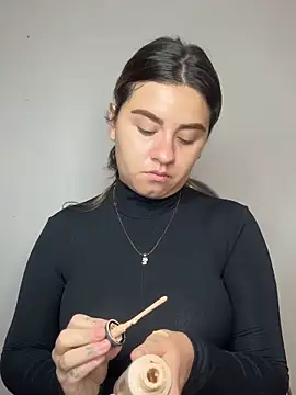 SaraBraun  online show from April 9, 2026, 5:40 pm