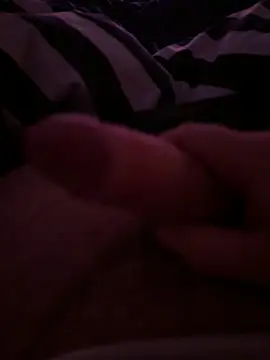 Snapshot of ouiiii27 chatting on January 11, 2025, 10:18 pm ouiiii27 online show from January 11, 2025, 10:18 pm