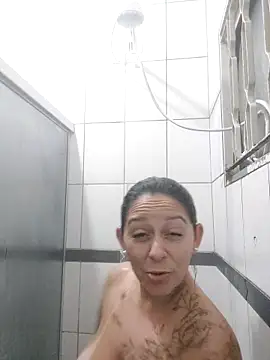 baixinhaloira online show from January 30, 2025, 2:49 am