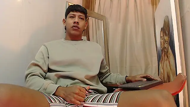 Snapshot of mr_stiven_ chatting on September 20, 2025, 2:45 am mr stiven  online show from September 20, 2025, 2:45 am