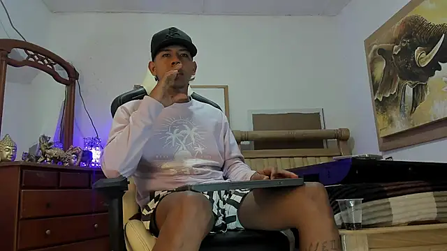 mr stiven  online show from March 10, 2026, 3:00 am