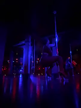 Snapshot of Charismasweets chatting on March 12, 2025, 7:49 pm Charismasweets online show from March 12, 2025, 7:49 pm