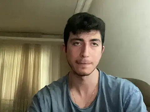 Snapshot of malpicaluna chatting on May 28, 2026, 1:41 pm malpicaluna online show from May 28, 2026, 1:41 pm