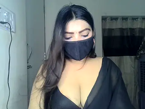 Snapshot of ishi_Beauty chatting on July 14, 2026, 5:23 am ishi Beauty online show from July 14, 2026, 5:23 am