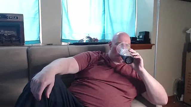 harley99574 online show from April 16, 2026, 3:57 pm