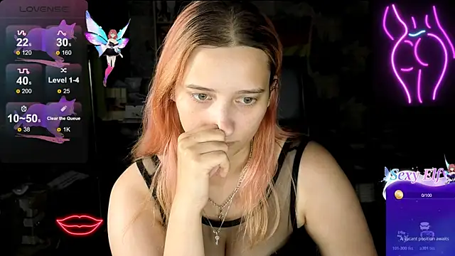 Snapshot of RachelPirce chatting on July 12, 2026, 8:11 pm RachelPirce online show from July 12, 2026, 8:11 pm