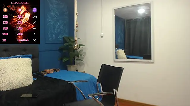 Snapshot of sasi_luna chatting on November 8, 2025, 8:18 pm sasi luna online show from November 8, 2025, 8:18 pm