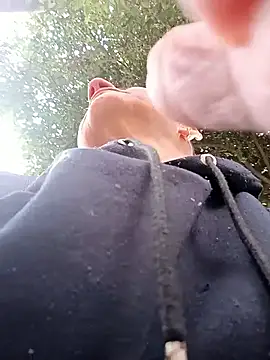 Snapshot of sasi_luna chatting on November 14, 2025, 1:21 pm sasi luna online show from November 14, 2025, 1:21 pm