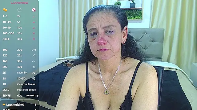 Snapshot of sasi_luna chatting on November 23, 2025, 4:45 am sasi luna online show from November 23, 2025, 4:45 am